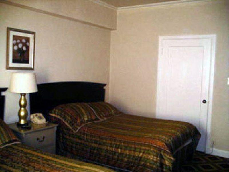 Embassy Hotel San Francisco Room photo